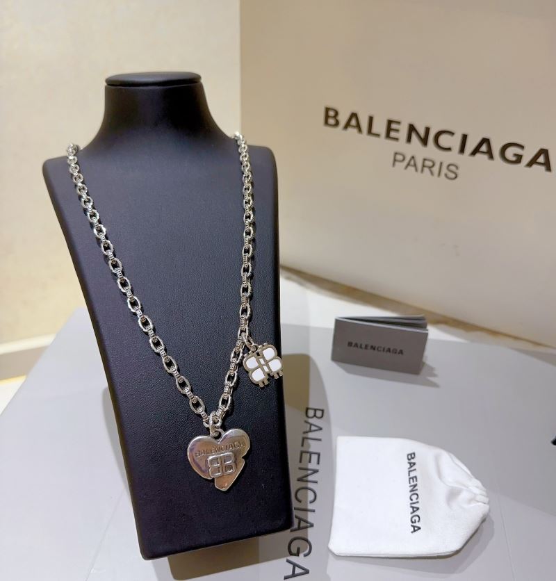 Ba1en*iaga necklaces